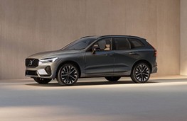 Volvo XC60, 2025, front